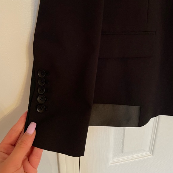 Oversized Blazer with Satin Details- Large- Designer - Picture 2 of 8